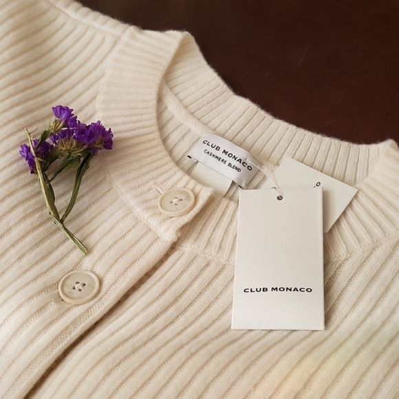 Club Monaco Wool & Cashmere Blend Ribbed Knit Oversized Henley Sweater - Picture 5 of 15